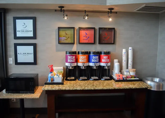 Hampton & - West Hotel 3*